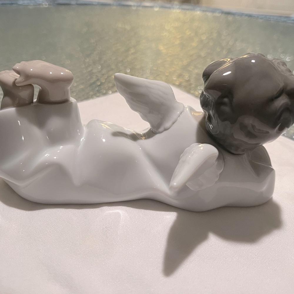 Lladro Laying Angel
